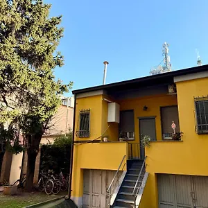 Сasa de vacaciones Gionas - Casa Indipendente In Zona Strategica, Milán