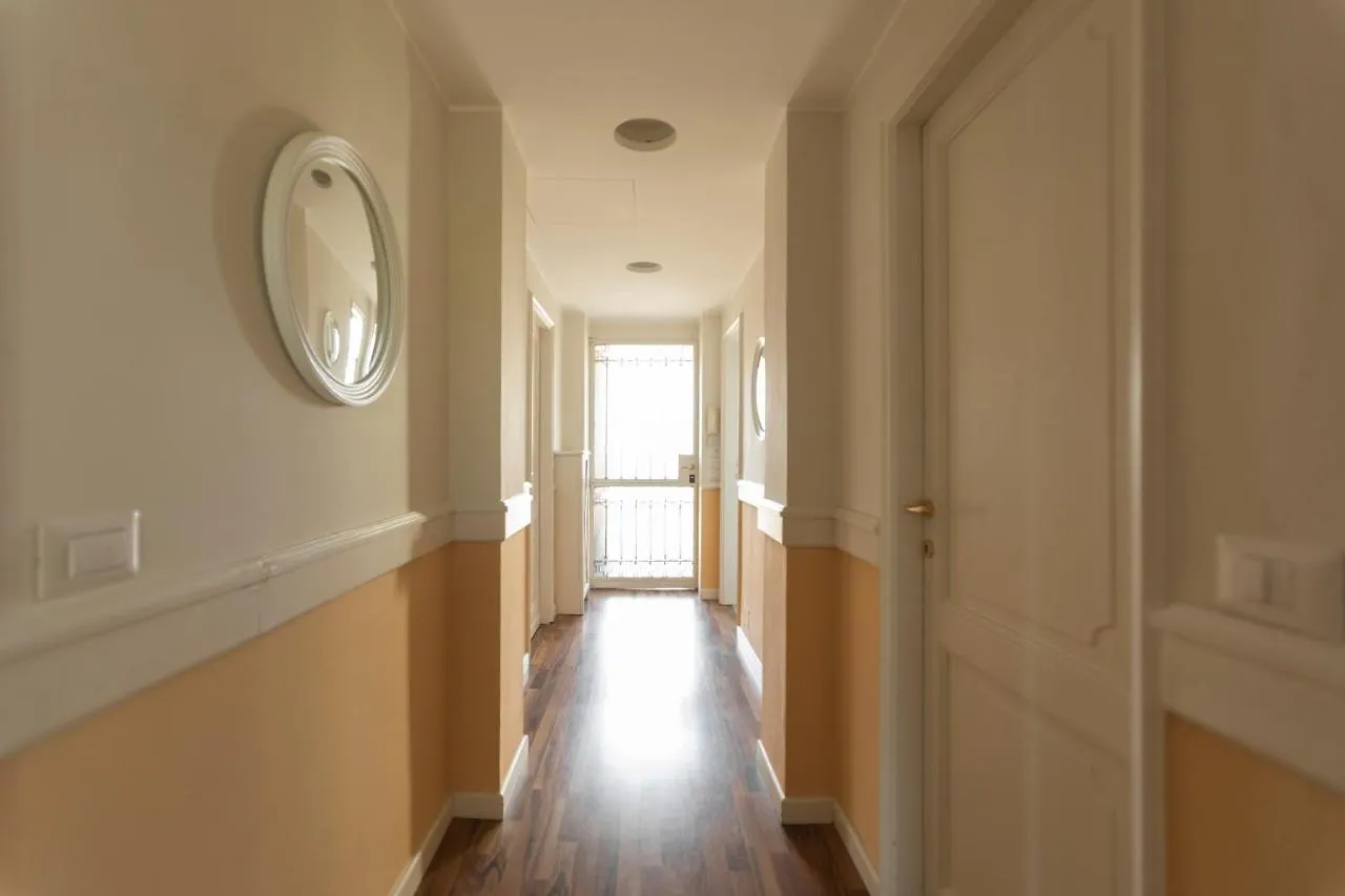 Montenapoleone - Sant Andrea Charme Penthouse Milano